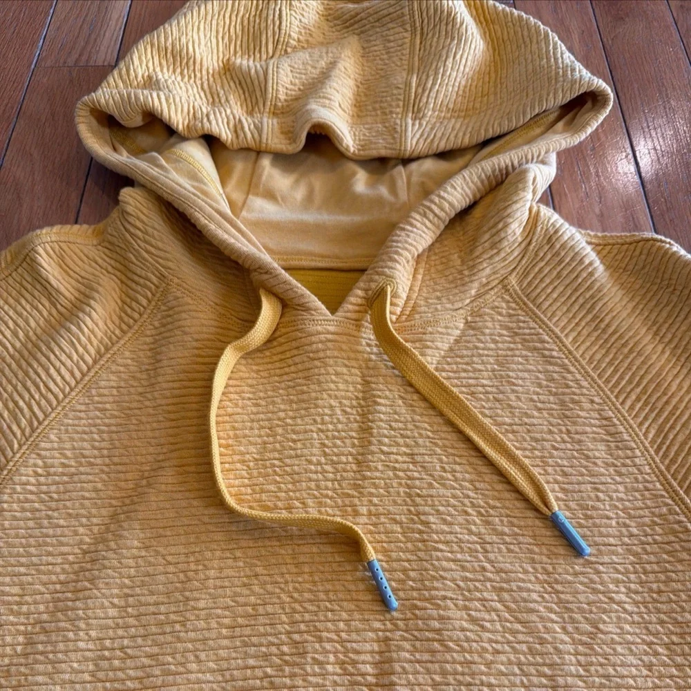 Lululemon Easy Going Hoodie Pullover Cap Sleeve Top Mustard Yellow Sz 4 Small
